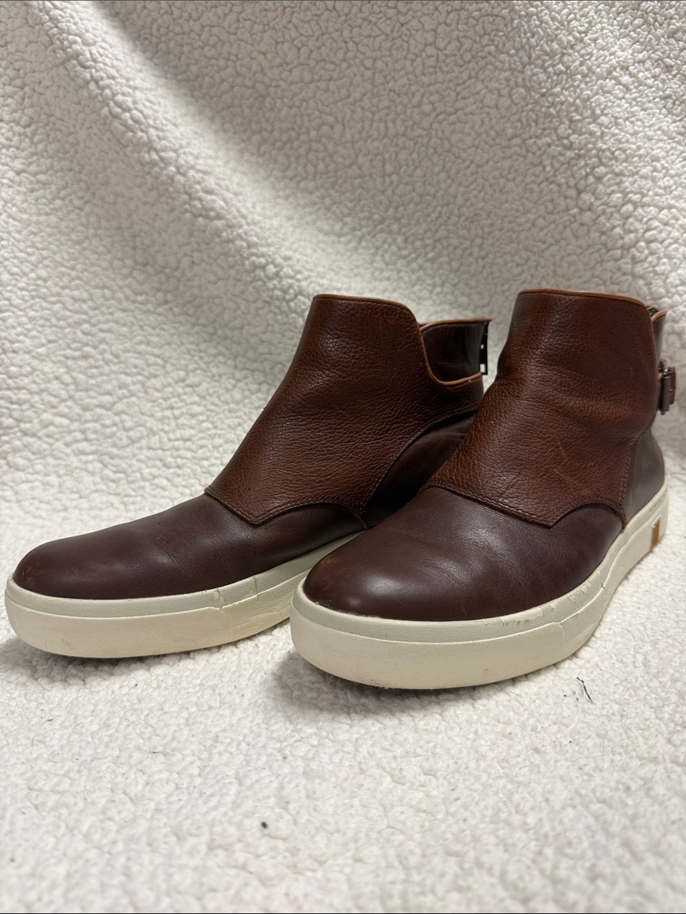 Timberland  Amherst Chelsea Brown Leather Slip-On Ankle Booties Back Zipper